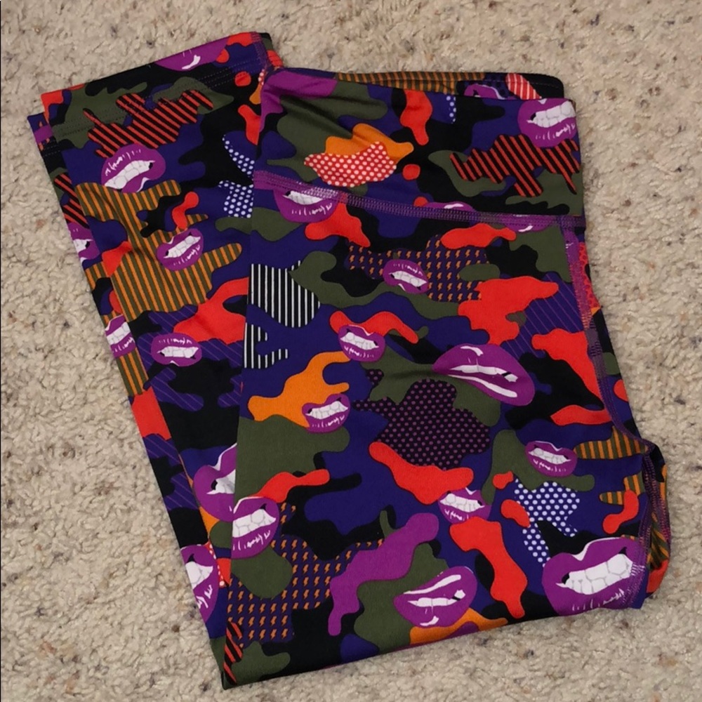 ZUMBA Medium Crop Leggings